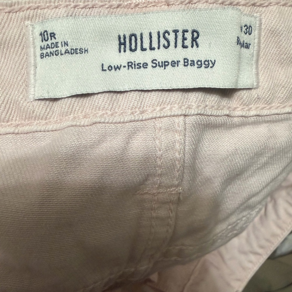 Hollister Low-Rise Super Baggy Jeans — Pale Pink Denim - Picture 2 of 11
